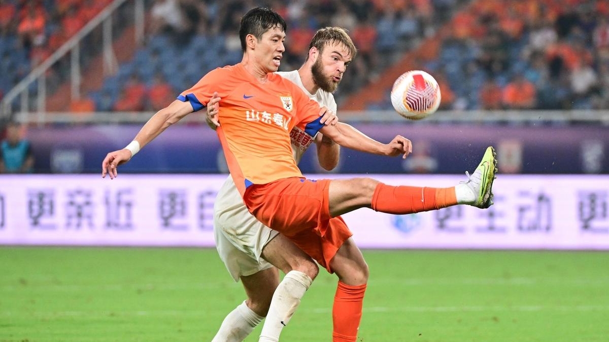 包含成都蓉城迎荷甲关键赛;冲刺阶段强势反弹;信心回归;年轻球员得到机会的词条 包含成都蓉城迎荷甲关键赛;冲刺阶段强势反弹;信心回归;年轻球员得到机会的词条